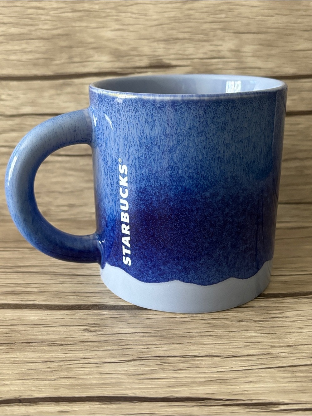 STARBUCKS 2022 Limited Edition Two-Tone Blue Ombré Glaze Coffee Tea Mug